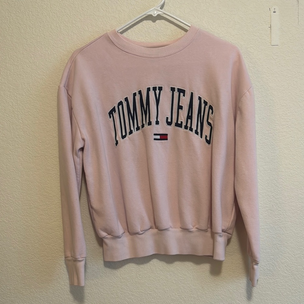 Tommy Hilfiger Women's Pink Sweater
